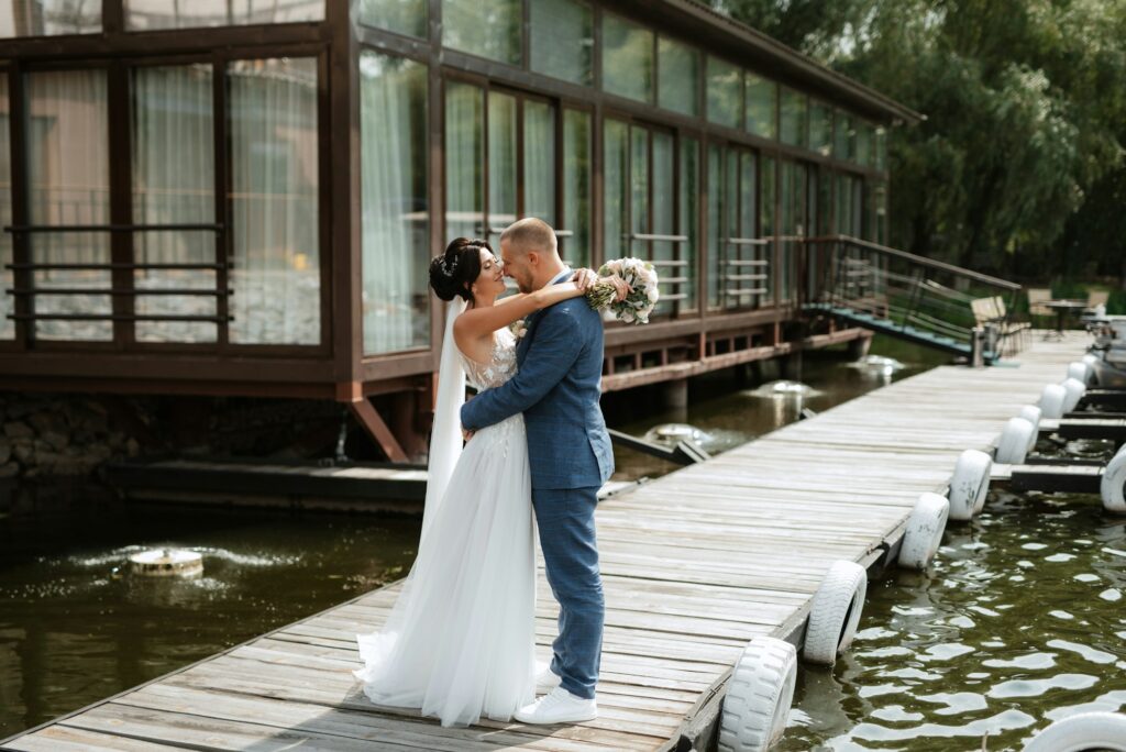 the first meeting of the bride and groom